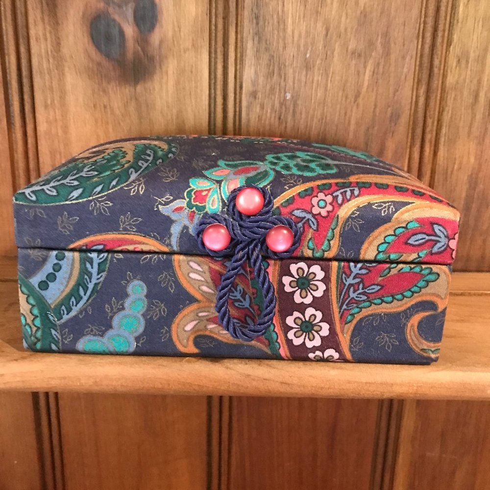 Pretty Jewelry box paisley print fabric 7 length 5 wide 3 deep